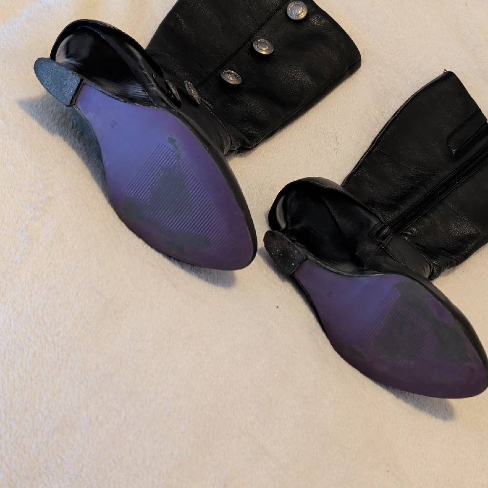 Kensie Black Mid-Calf Wedge Boots with Decorative Buttons - Picture 6 of 7